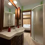 Simo House