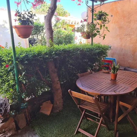 Nyaraló Simo House *
